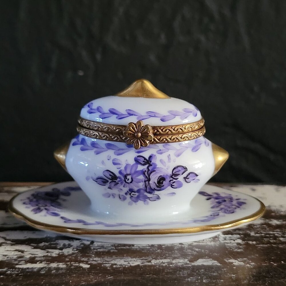 Vtg Limoges France Peint Main Porcelain Tureen Shape Limoges Box Purple Floral